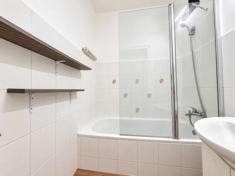 Pronájem bytu 1+1 s lodžií, 37 m² – Zborovská, Zlín