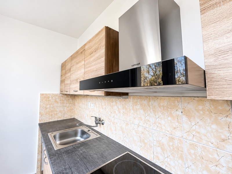 Pronájem bytu 1+1 s lodžií, 37 m² – Zborovská, Zlín