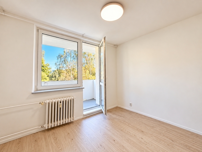 Pronájem bytu 1+1 s lodžií, 37 m² – Zborovská, Zlín