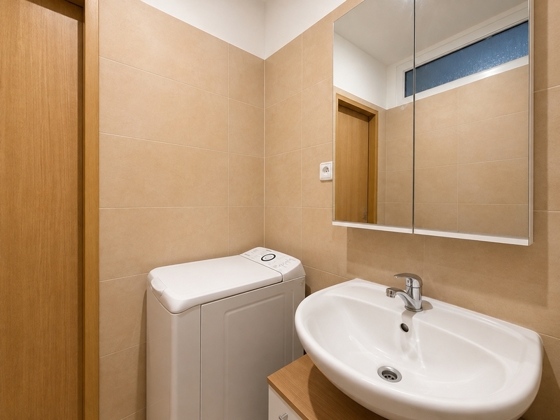 Prodej bytu 2+kk s lodžií a sklepem, Otrokovice – ul. Polní