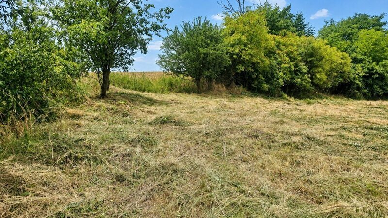Prodej stavebních pozemků 1 544 m² s projektem dvou rodinných domů, Unčice – Pavlovice u Kojetína
