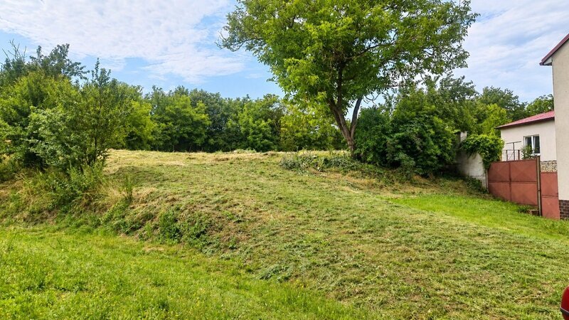 Prodej stavebních pozemků 1 544 m² s projektem dvou rodinných domů, Unčice – Pavlovice u Kojetína