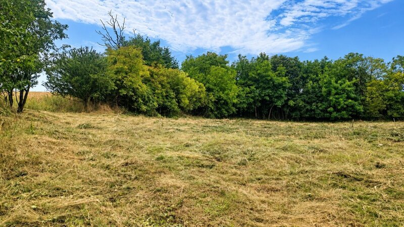 Prodej stavebních pozemků 1 544 m² s projektem dvou rodinných domů, Unčice – Pavlovice u Kojetína