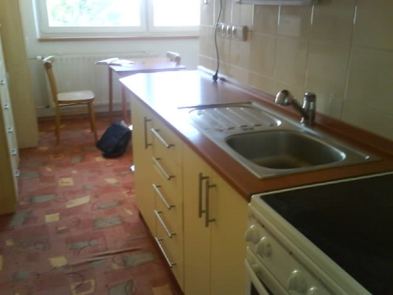 Pronájem bytu 1+1 s balkonem, 36 m2, v samém centru, ul. Potoky, Zlín