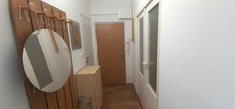 Pronájem bytu 1+1 s balkonem, 36 m2, v samém centru, ul. Potoky, Zlín