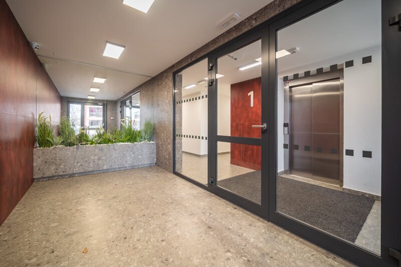 Pronájem moderního bytu 2+kk s prostornou terasou – Boněcký rybník, Zlín