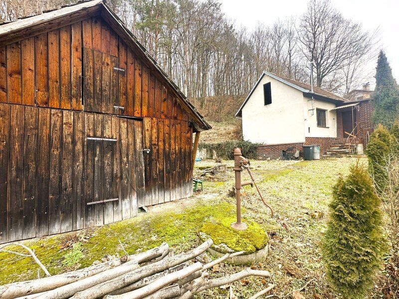Prodej stavebního pozemku – Březnice u Zlína