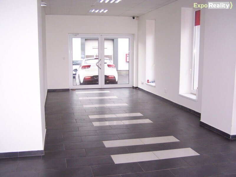 Pronájem komerční prostory ve Zlíně 140 m2, 1.NP, lokalita Louky