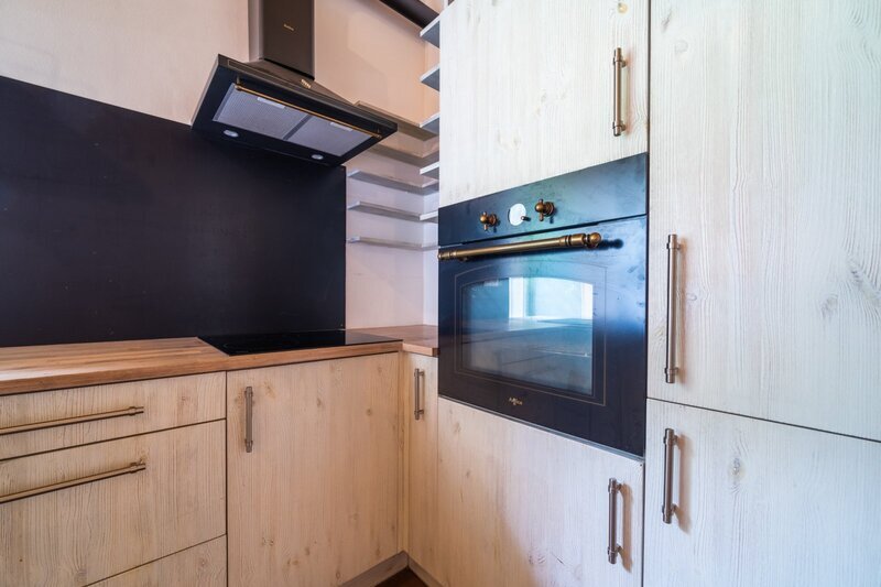 Pronájem luxusního stylového rodinného domu se zahradou a saunou, Kudlov u Zlína