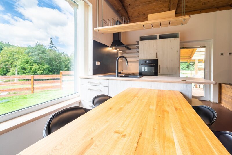 Pronájem luxusního stylového rodinného domu se zahradou a saunou, Kudlov u Zlína