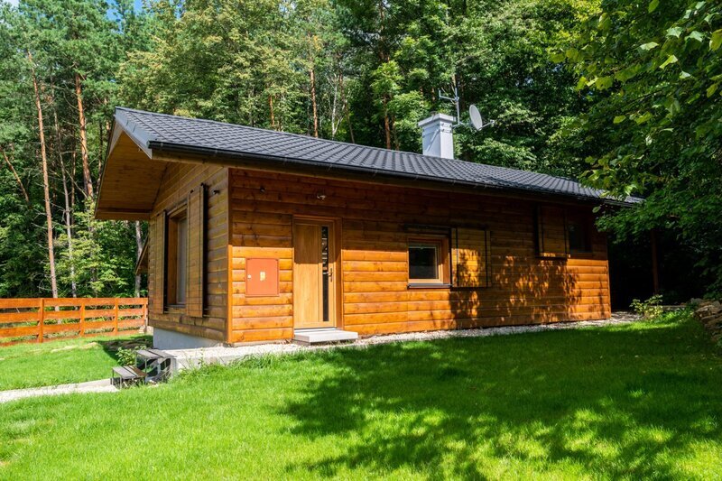 Pronájem luxusního stylového rodinného domu se zahradou a saunou, Kudlov u Zlína