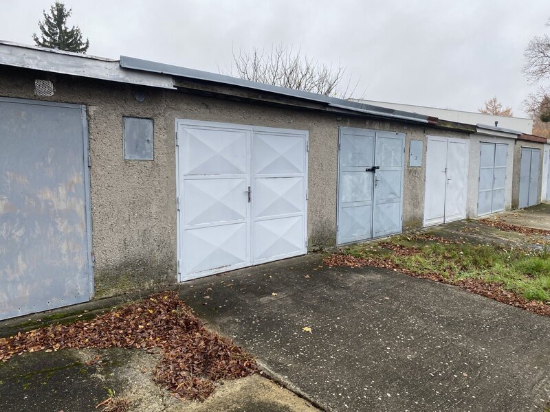 Město Holešov, ulice Tovární - nabídka na prodej garáže