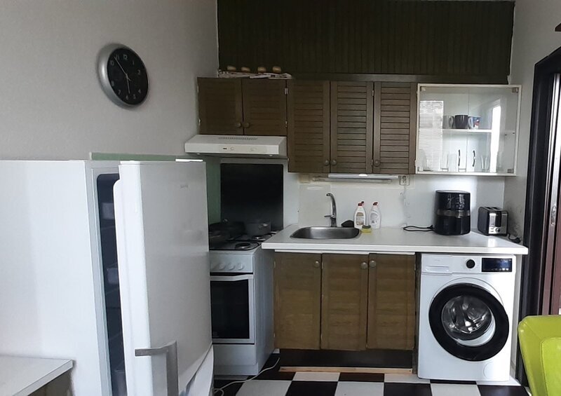 Pronájem zařízeného bytu 2+1, 45m2, 3. patro ze 7, ulice Slezská, Zlín
