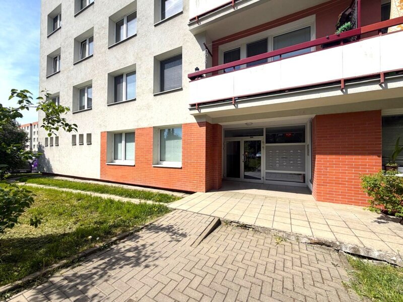 Pronájem bytu 2+1 s balkonem, 62 m² – Zlín, Jižní Svahy, ul. Křiby
