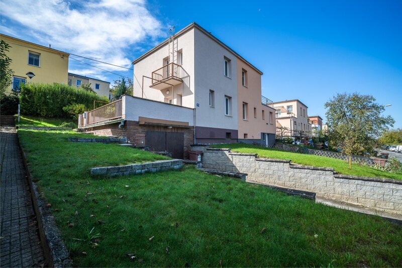 Rodinný dům 3+1 po rekonstrukci k pronájmu – žádaná lokalita Lesní čtvrť, Zlín