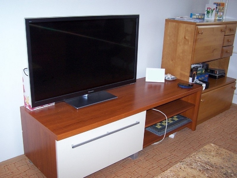 Pronájem zařízeného bytu 2+1 v Malenovicích, ul. Chelčického