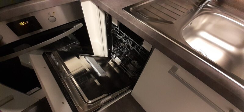 Pronájem bytu v novostavbě, 1+kk, 3.patro, kompletně zařízený