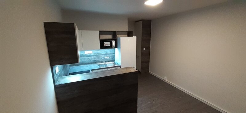 Pronájem bytu v novostavbě, 1+kk, 3.patro, kompletně zařízený