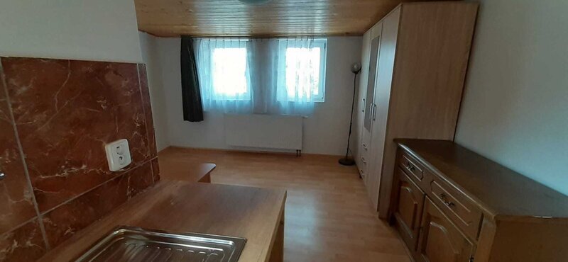 Pronájem bytové jednotky 1+kk, Fryšták, ul. Souhrady