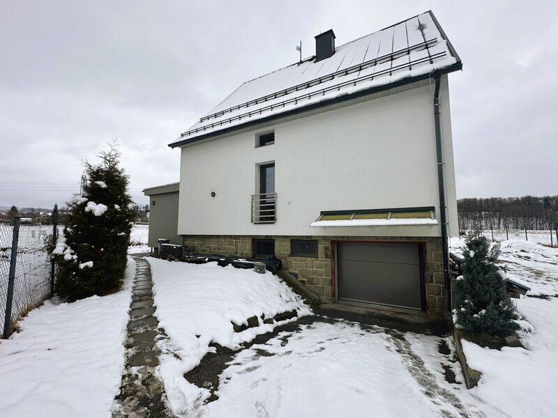 Pronájem zrekonstruovaného bytu 2+kk v obci Huslenky