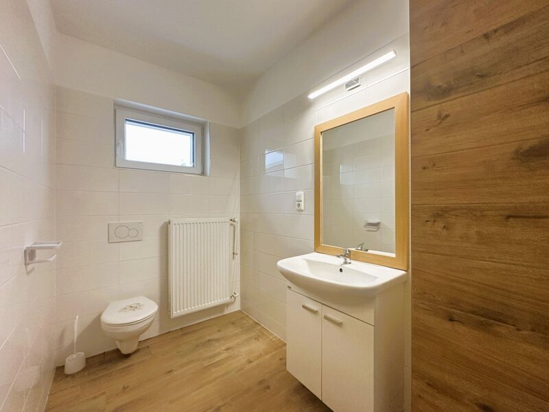 Pronájem zrekonstruovaného bytu 2+kk v obci Huslenky