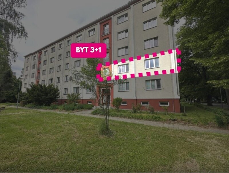 Na prodej zrekonstruovaný byt 3+1 na Benešově nábřeží.