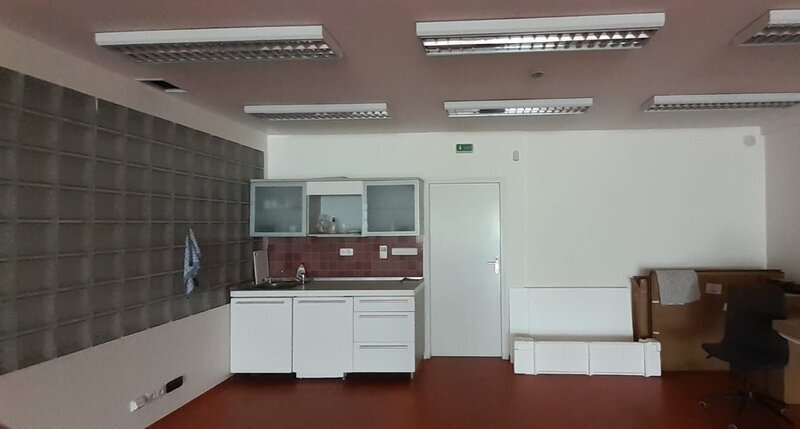 Pronájem komerčních prostor, 2.NP, 135 m2, náměstí Míru, ve Zlíně