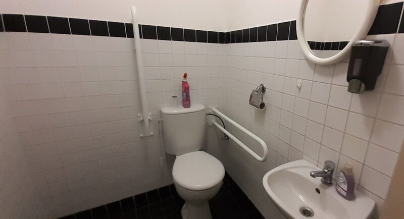 Pronájem komerčních prostor, 2.NP, 135 m2, náměstí Míru, ve Zlíně