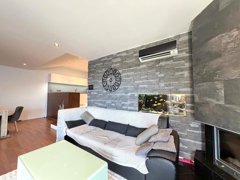 Prodej rodinného domu 4+kk, Vlčnov – terasa, dílna, bazén i zahrada