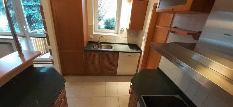 Prodej bytu 4+kk, 103 m2, s balkonem, s velkým sklepem, s bezproblémovým parkováním, Zálešná, Zlín