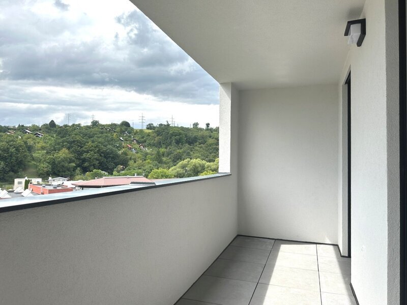 Pronájem moderního bytu 2+kk s terasou, klimatizací a parkováním – Zlín, Prštné