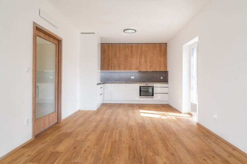 Pronájem nového bytu 2+kk s terasou a garážovým stáním, Zlín – Rezidence u Soutoku