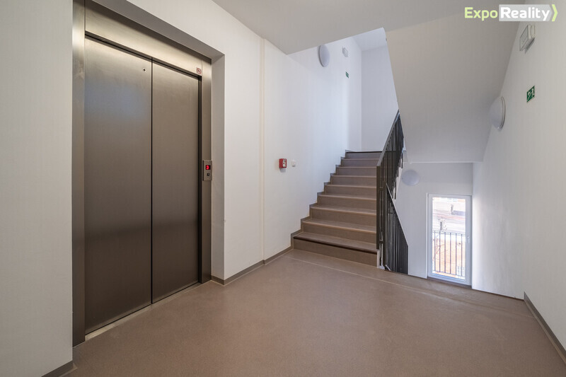 Pronájem nového bytu 2+kk s terasou a garážovým stáním, Zlín – Rezidence u Soutoku