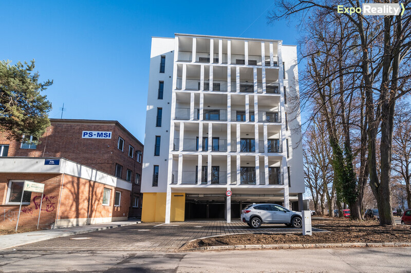 Pronájem nového bytu 2+kk s terasou a garážovým stáním, Zlín – Rezidence u Soutoku