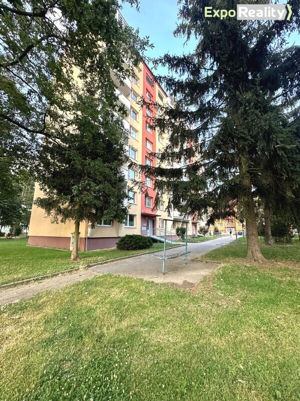 Pronájem bytu 2+1 s lodžií – Napajedla, Nábřeží