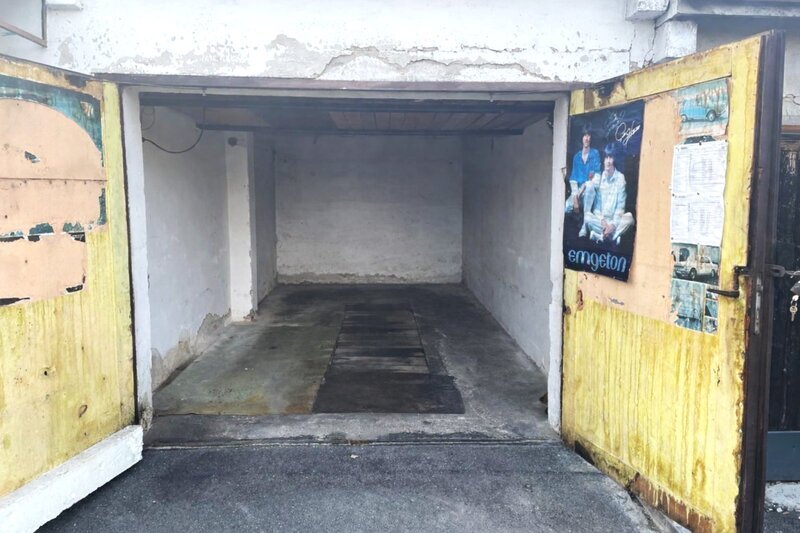 Exkluzivně nabízíme k pronájmu garáž ve Zlíně na ulici Broučkova.