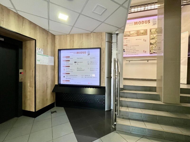 Pronájem dvou samostatných komerčních prostor – centrum Zlína, ulice Bartošova