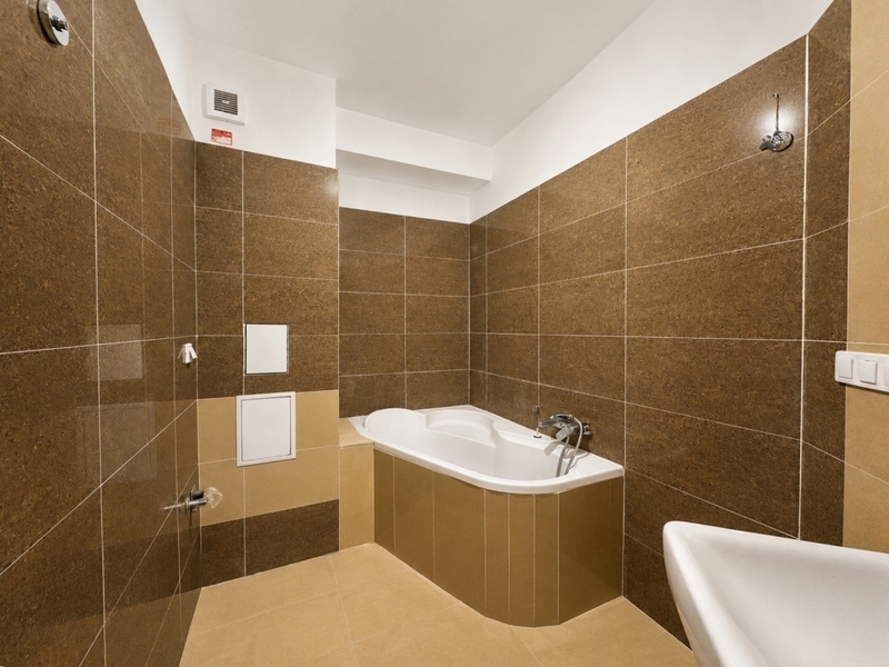 Pronájem zrekonstruovaného bytu 3+kk, 70 m² – Holešov, Bořenovská
