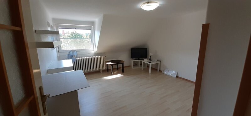 Pronájem pěkného podkrovního bytu 1+1 36 m2, ve 4.NP, obec Želechovice