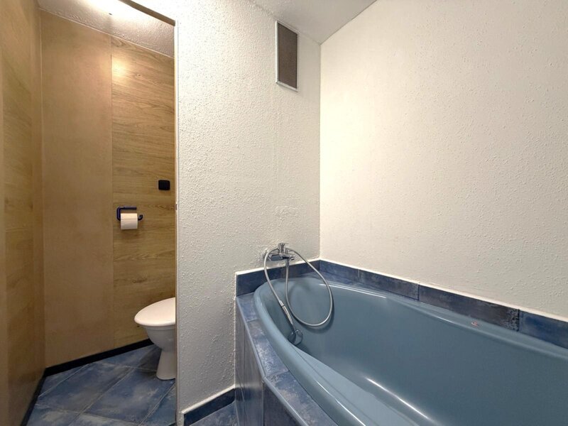 Pronájem bytu 1+kk, 29 m² – Zlín, Prštné, ul. L. Váchy