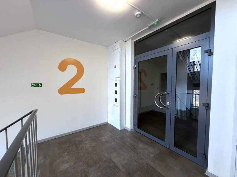 Pronájem bytu 1+kk, 29 m² – Zlín, Prštné, ul. L. Váchy