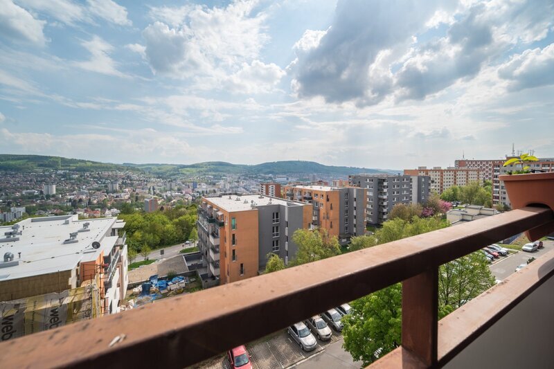 Prodej bytu 4+1 s lodžií a sklepem Zlín – Jižní Svahy, ulice Podlesí II.