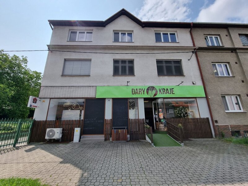 Pronájem dvoulůžkových a třílůžkových pokojů v centru města Zlín.