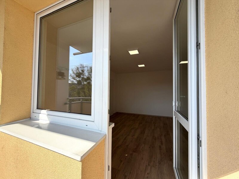 Pronájem bytu 1+kk s balkonem po rekonstrukci – Zlín, ul. Kvítková