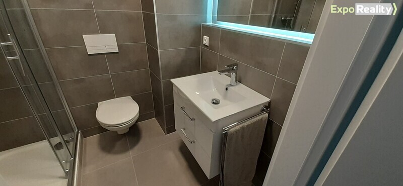 Pronájem pěkného moderního 1+kk, v novostavbě, blízko centra, Zlín