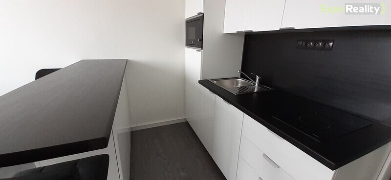 Pronájem pěkného moderního 1+kk, v novostavbě, blízko centra, Zlín
