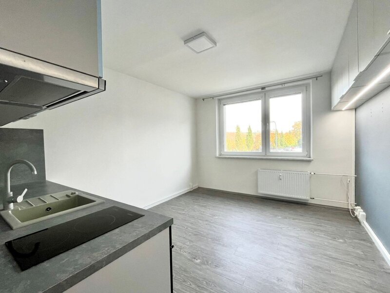 Pronájem bytu 1+kk, 26 m² v centru města Zlín – tř. T. Bati