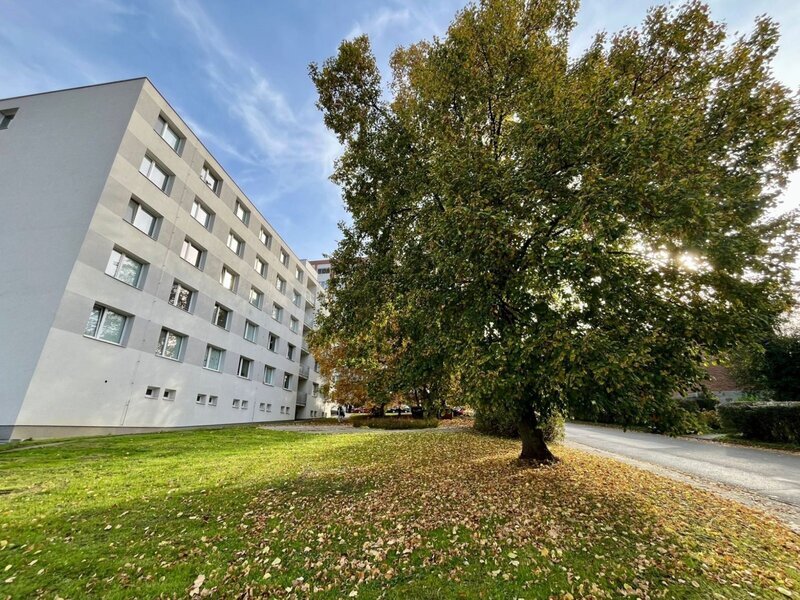 Pronájem bytu 1+kk, 26 m² v centru města Zlín – tř. T. Bati