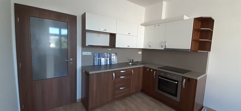Pronájem cihlového 3+kk, 70 m2, přímo v centru Zlína, s výhledem na náměstí Míru