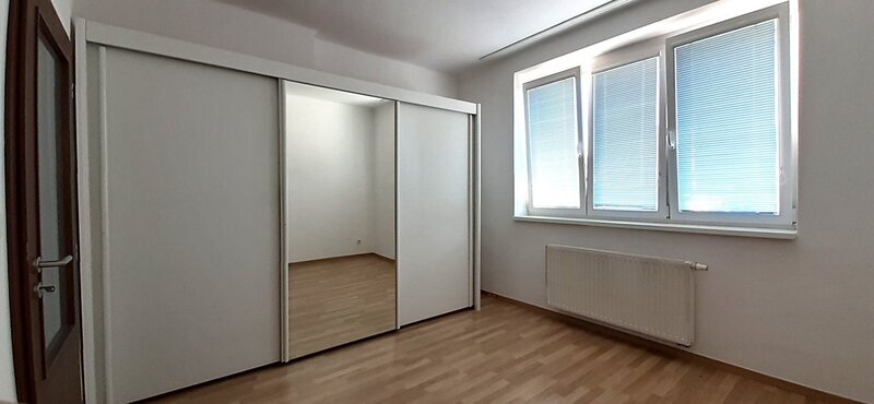 Pronájem cihlového 3+kk, 70 m2, přímo v centru Zlína, s výhledem na náměstí Míru